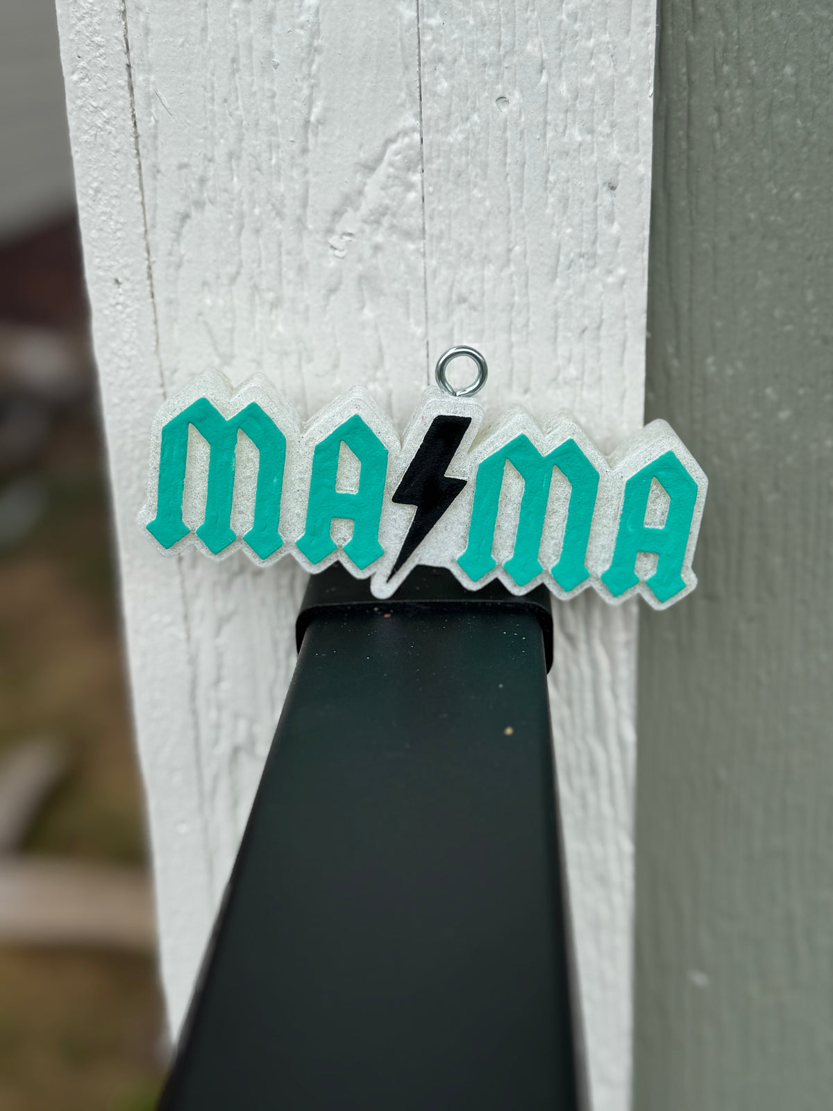 MAMA W BOLT FRESHIE