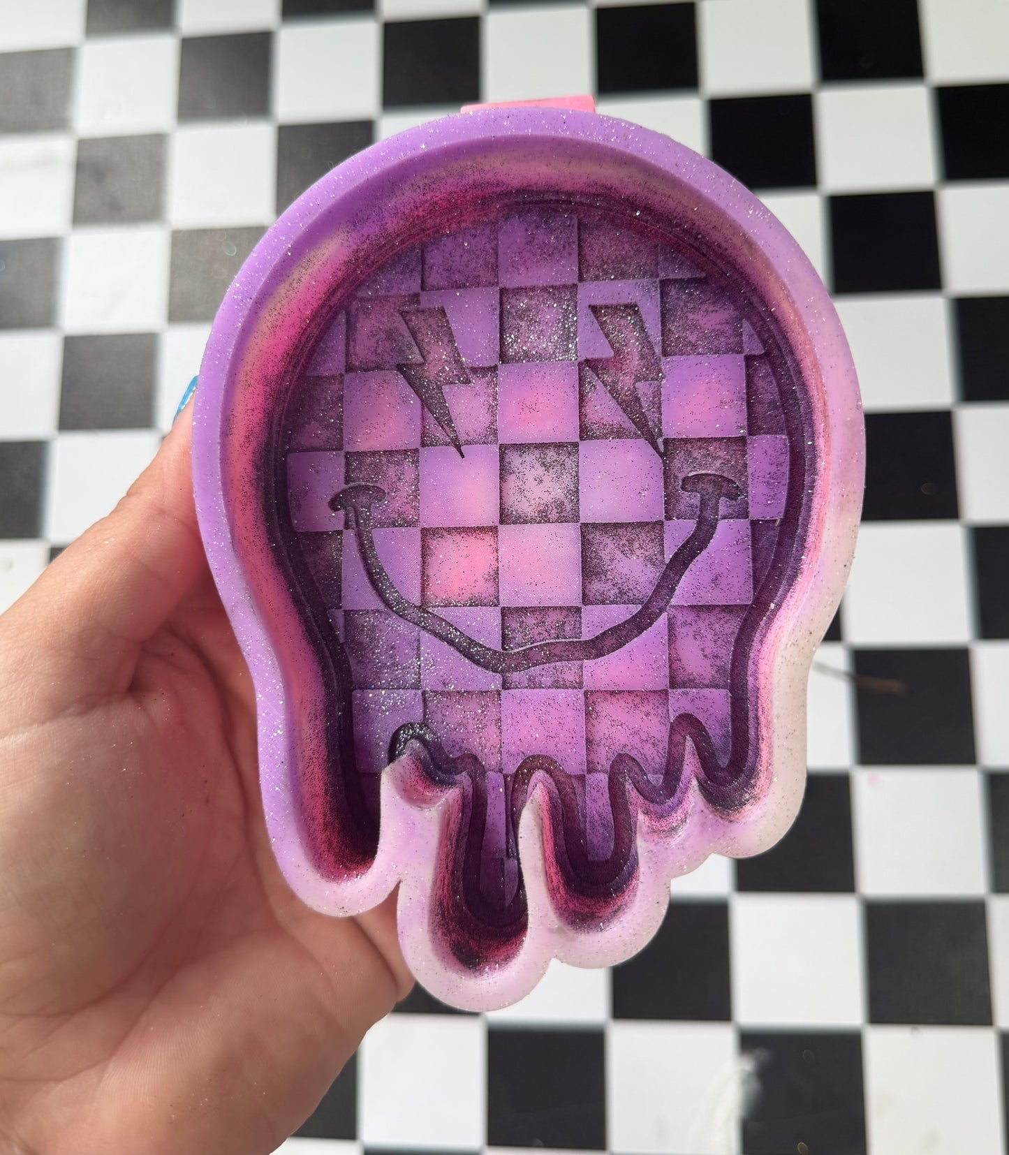 CHECKERED DRIP SMILEY FACE FRESHIE