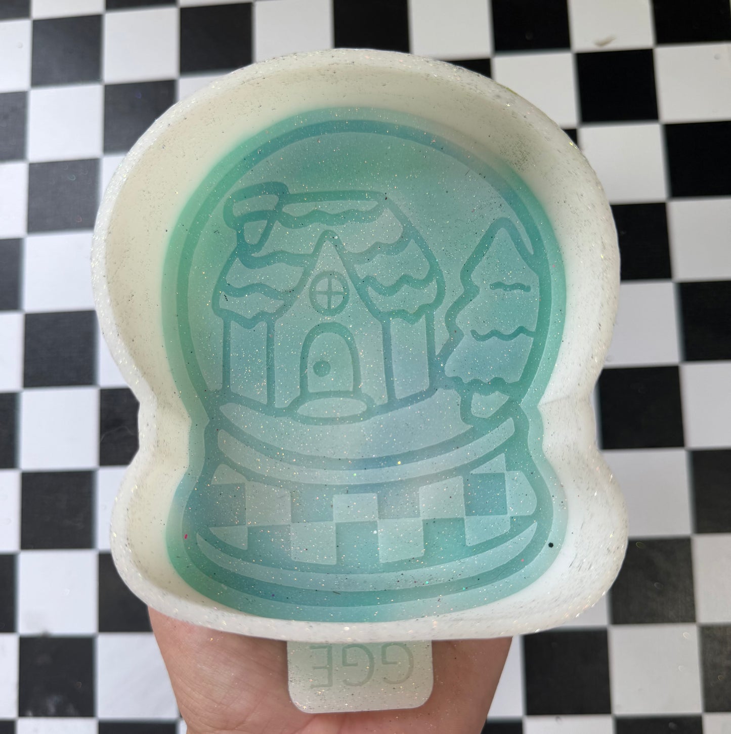 SNOWGLOBE FRESHIE