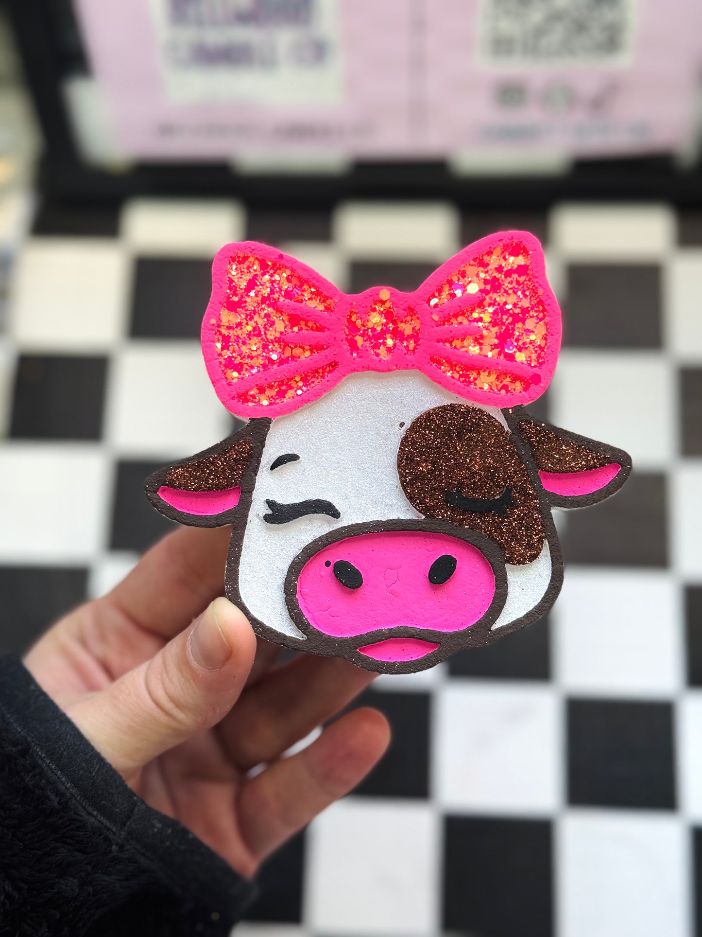 Cow W Bow