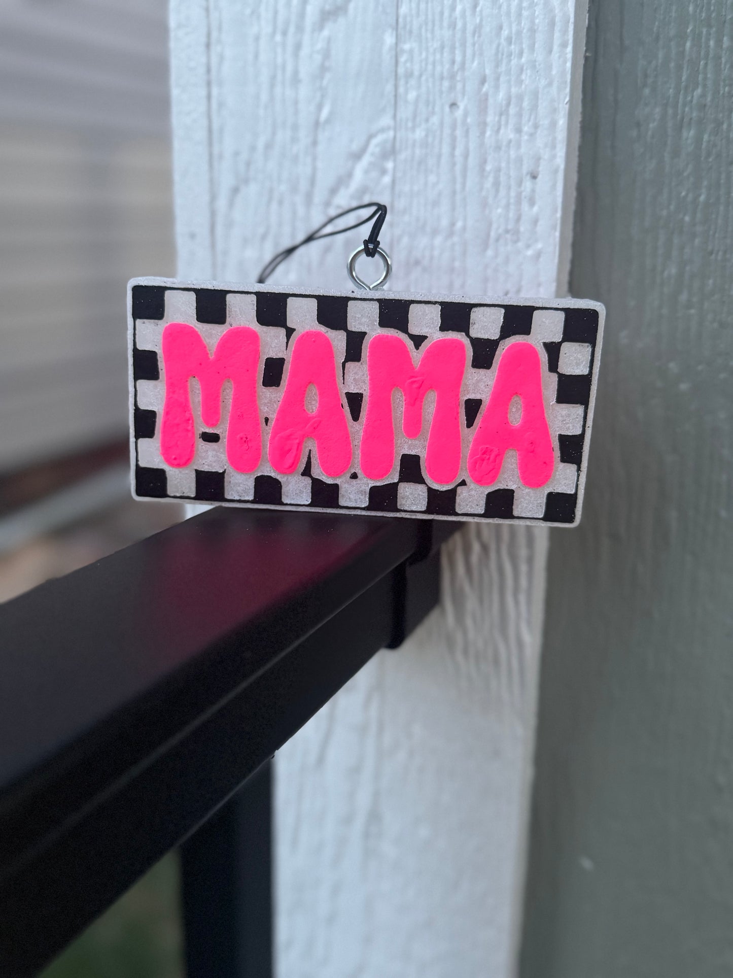 CHECKERED MAMA SQUARE FRESHIE