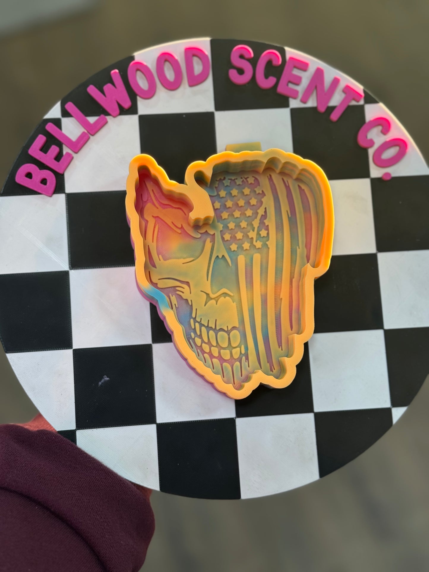 SKULL FLAG FRESHIE