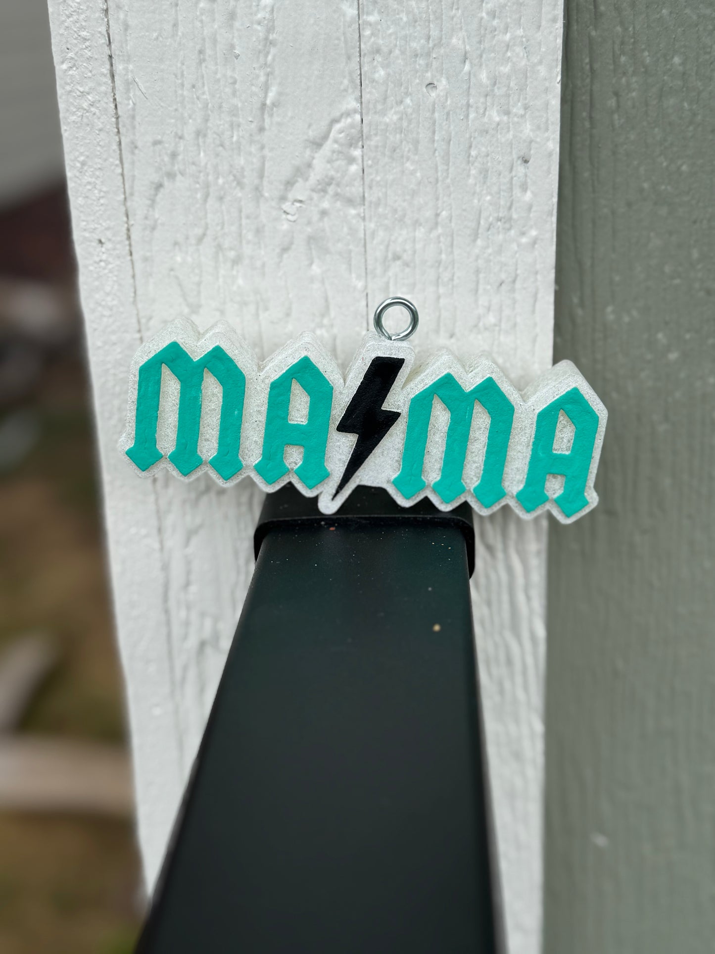 MAMA W BOLT FRESHIE