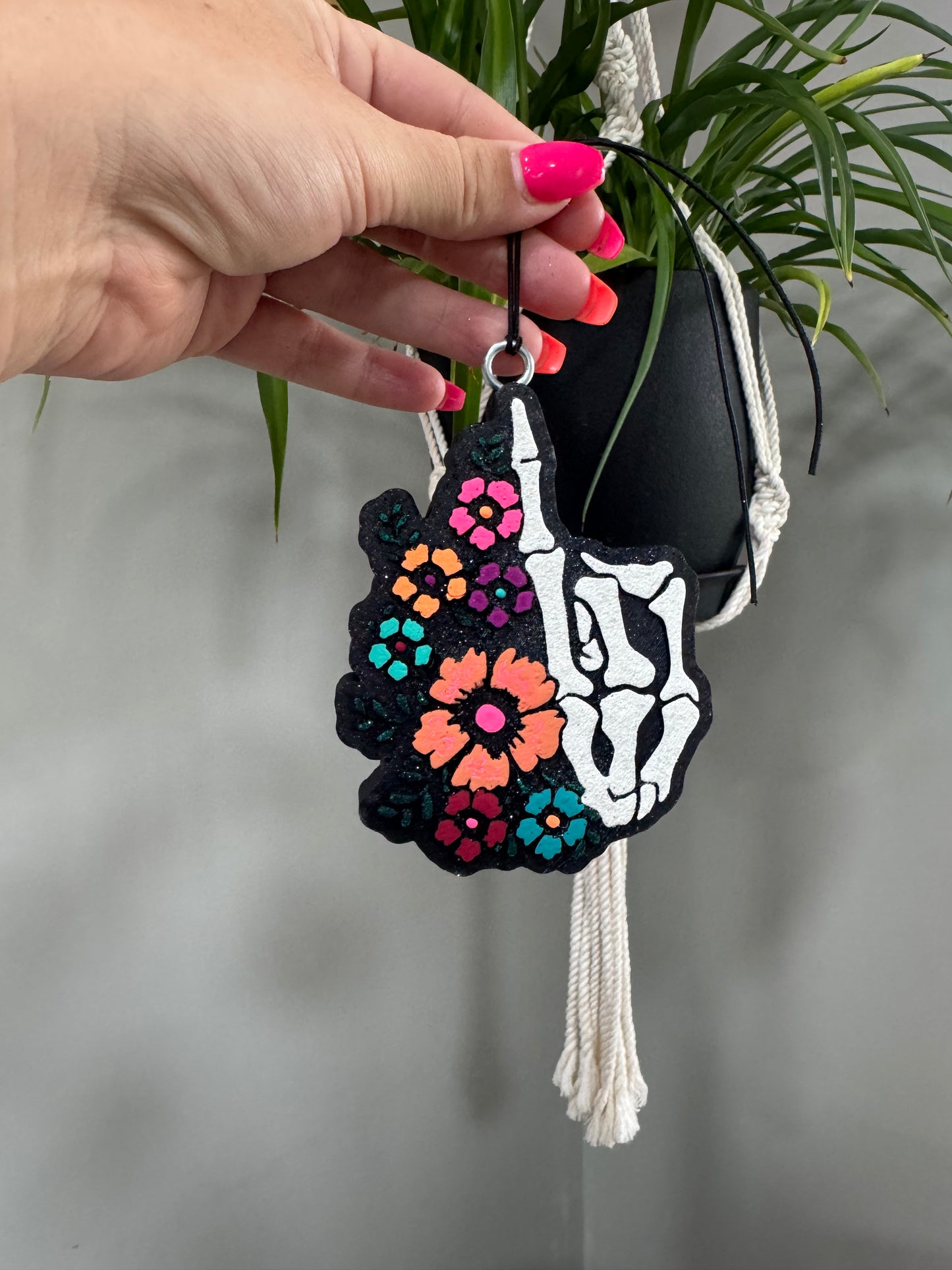 Floral Glory Skully Finger- Volcano