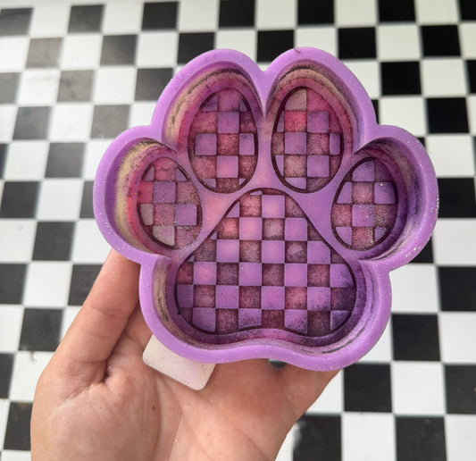 CHECKERED PAW PRINT FRESHIE