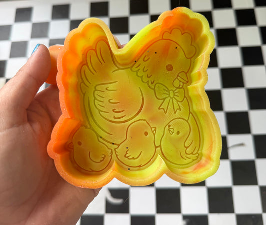 CHICKEN W CHICKS FRESHIE