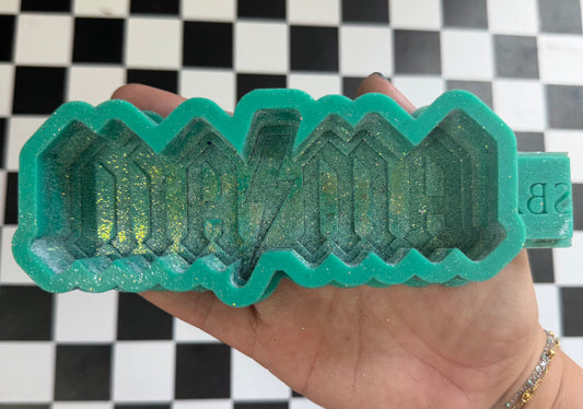 MAMA W BOLT FRESHIE